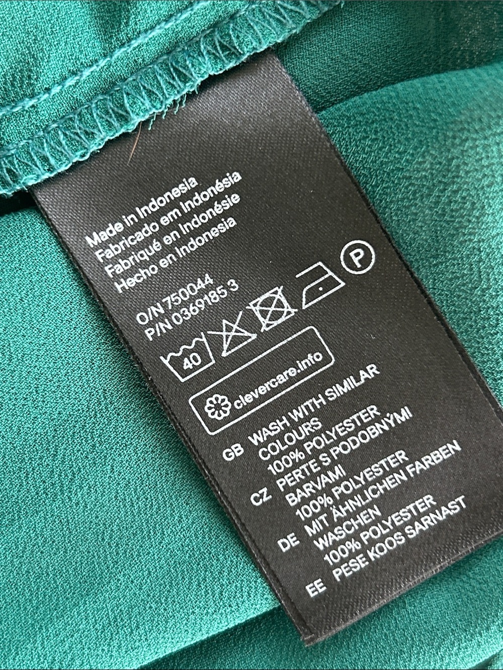 Sleeveless Button-Front Chiffon Blouse - Emerald Green - Picture 6 of 6